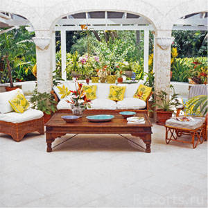 Coral Reef Club 29